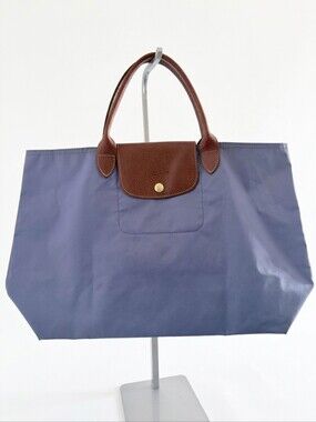 Authentic Longchamp Le Pliage Medium Nylon Tote Bag Lavender